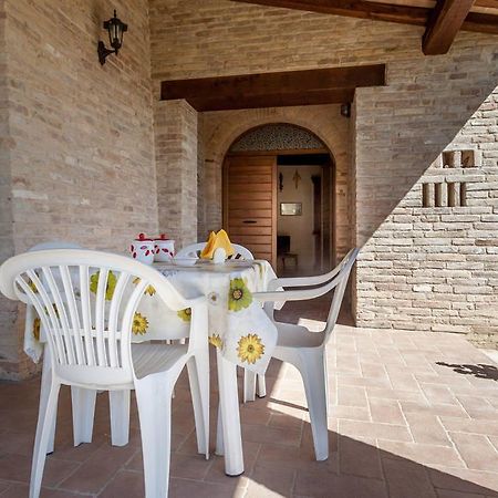 Apartamento Ciards House Montefalco Habitación foto