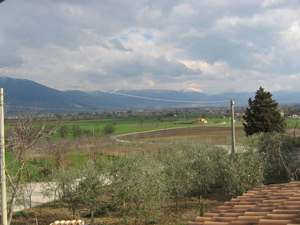 Apartamento Ciards House Montefalco Habitación foto